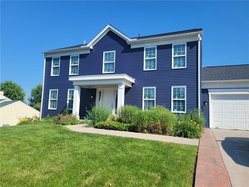 2423 Pond Ave E, Maplewood, MN 55119