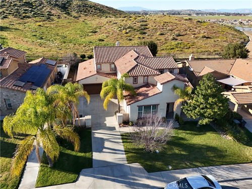 182 Monument Pkwy,  Perris, CA 92570