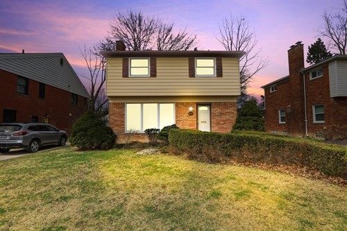 972 Northlawn Blvd,  Birmingham, MI 48009