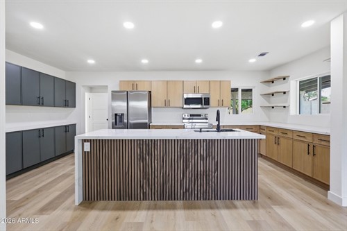 3144 N 34th St, Phoenix, AZ 85018