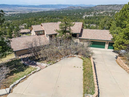 857 Pawnee Trl,  Castle Rock, CO 80108