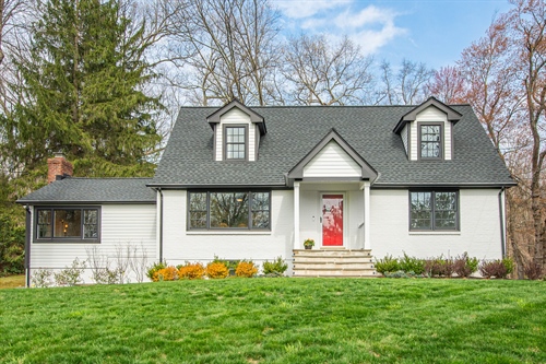 289 Boulevard,  Mountain Lakes, NJ 07046