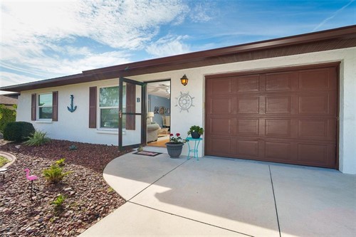 203 High Point Dr Unit 203B,  Englewood, FL 34223