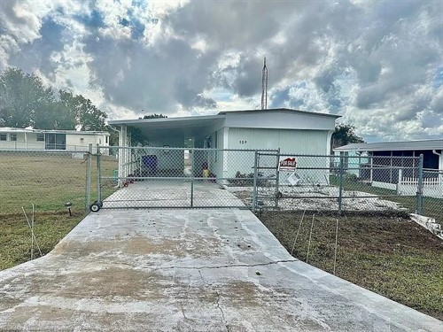 109 Jade Way,  Lake Placid, FL 33852