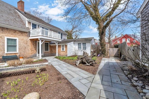 5 Kiley Ct Apt 1, Provincetown, MA 02657