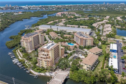 5591 Cannes Cir Apt 502,  Sarasota, FL 34231