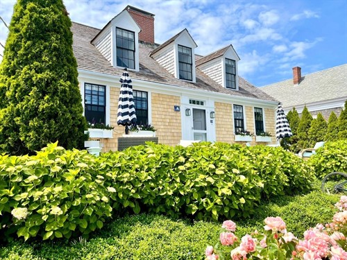 54 Commercial St Unit 3,  Provincetown, MA 02657