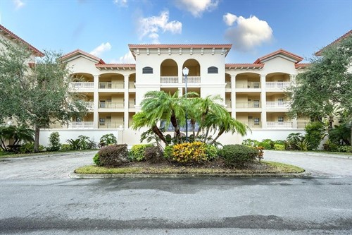 7702 Lake Vista Ct Unit 204,  Lakewood Ranch, FL 34202