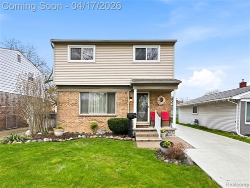 133 N Bywood Ave,  Clawson, MI 48017