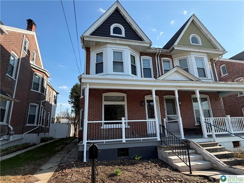 40 Locust Street,  Macungie, PA 18062