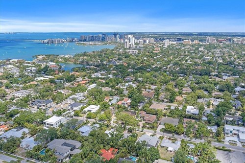 1702 Waldemere St,  Sarasota, FL 34239