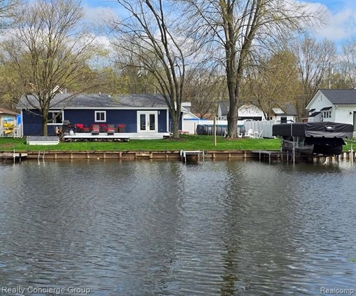 10866 Colony Rd,  Putnam Township, MI 48169