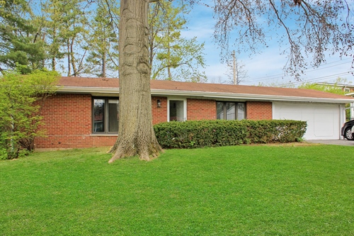 3 Pem Rd.,  St. Louis, MO 63146