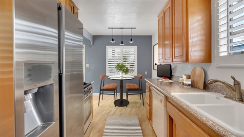 8851 Jennrich Ave,  Westminster, CA 92683