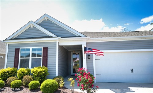 3078 Crescent Lake Dr,  Calabash, NC 28467