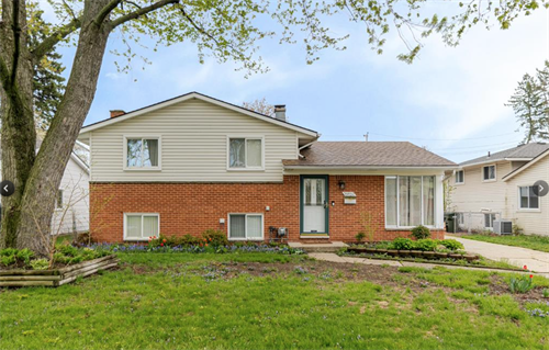 39832 Parklawn Drive,  Sterling Heights, MI 48313-4608