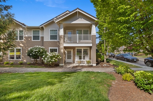 22627 NE Alder Crest Dr #102,  Redmond, WA 98053