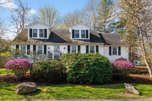 11 Gay St,  Needham, MA 02492