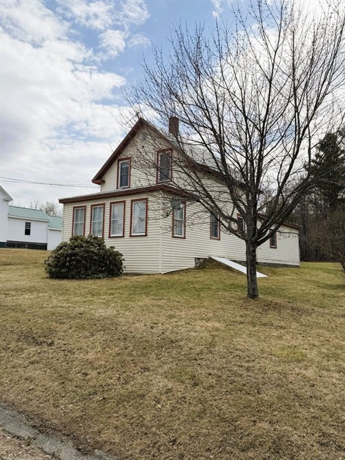 350 Main St,  Jackman, ME 04945