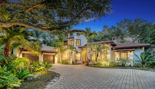 922 Indian Beach Drive,  Sarasota, FL 34234