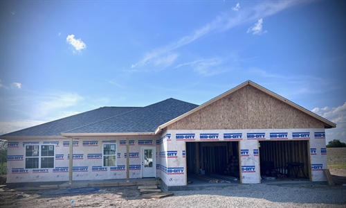 2437 Kirk Dr.,  Holts Summit, MO 65043