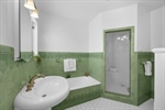 Primary En-Suite Bathroom
