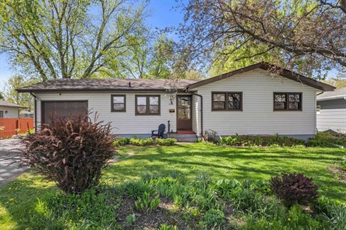 1125 Wheeler Rd,  Madison, WI 53704