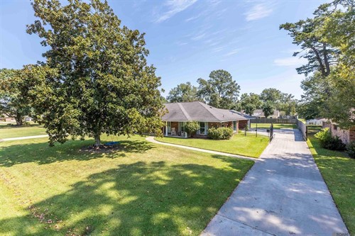 6612 Lindseyneal Dr,  Greenwell Springs, LA 70739