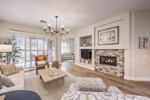 26 Emerald Dunes Circle,  Henderson, NV 89052