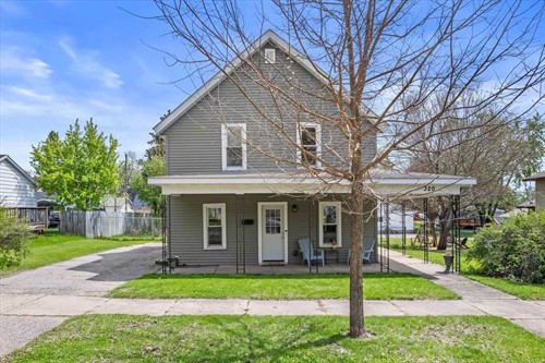 320 E Marion St,  Portage, WI 53901