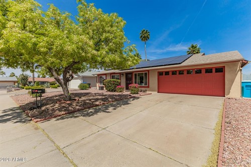 4020 E Windrose Dr,  Phoenix, AZ 85032