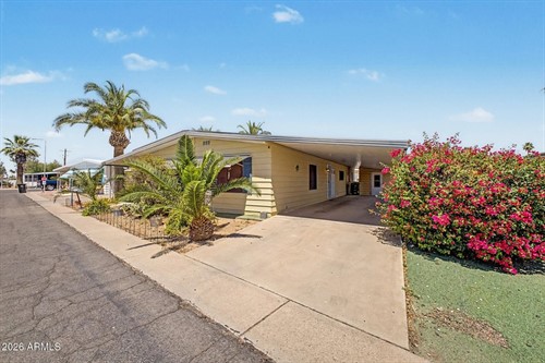 120 N Val Vista Dr Lot 207,  Mesa, AZ 85213