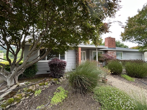 7588 Oak Leaf Drive,  Santa Rosa, CA 95409