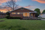 36695 Pinetree St,  Livonia, MI 48150