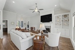 12-web-or-mls-6386 Houston LN-11