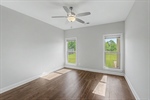 26-web-or-mls-6386 Houston LN-25