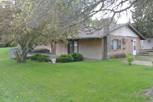 806 Maple St,  Ida Grove, IA 51445