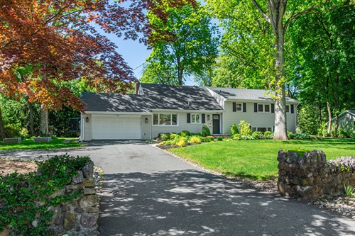 77 Hanover Rd,  Mountain Lakes, NJ 07046
