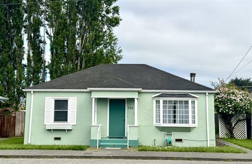 726 Berding St,  Ferndale, CA 95536