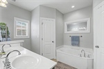 20-web-or-mls-3677 Kenton Dr-20