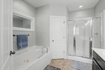 22-web-or-mls-3677 Kenton Dr-22