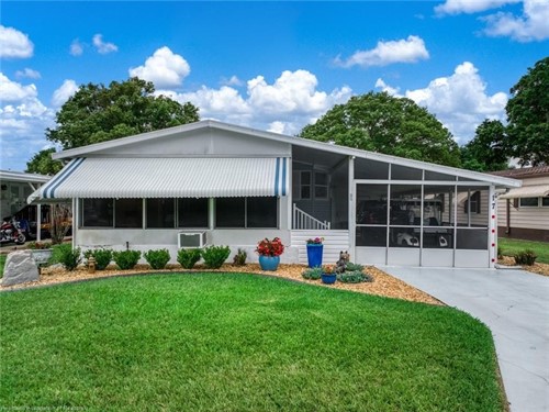 17 Venetian Pkwy,  Lake Placid, FL 33852
