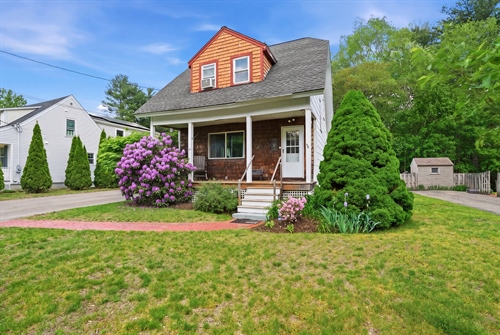 13 Clapp Rd,  Hanover, MA 02339