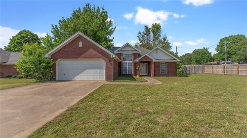 8 Northaven St,  Farmington, AR 72730