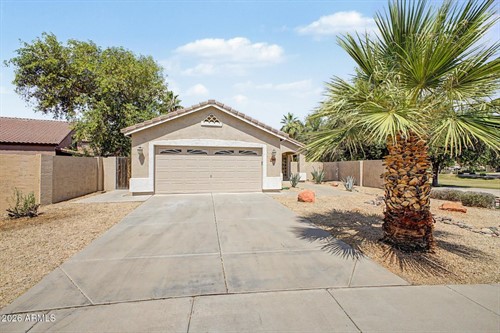 1046 N San Benito Dr,  Gilbert, AZ 85234