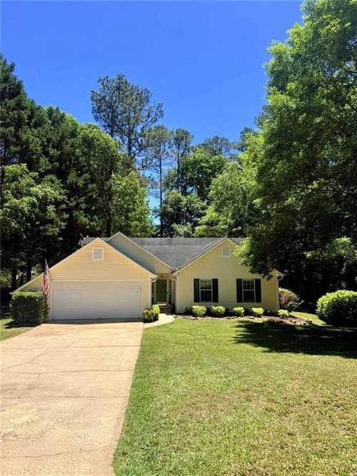 176 Flagman St,  Dawsonville, GA 30534