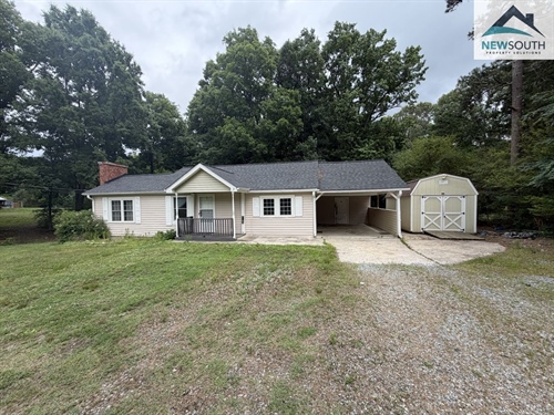 3533 Denton Rd,  Thomasville, NC 27360