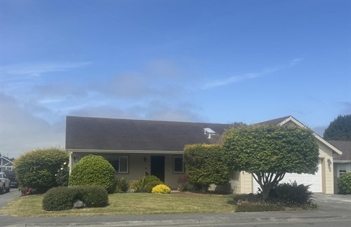 596 Senestraro Way,  Fortuna, CA 95540
