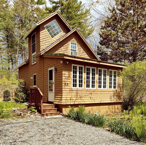 68 Fernald Ave,  York, ME 03909