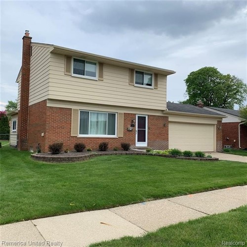38023 Ross St,  Livonia, MI 48154